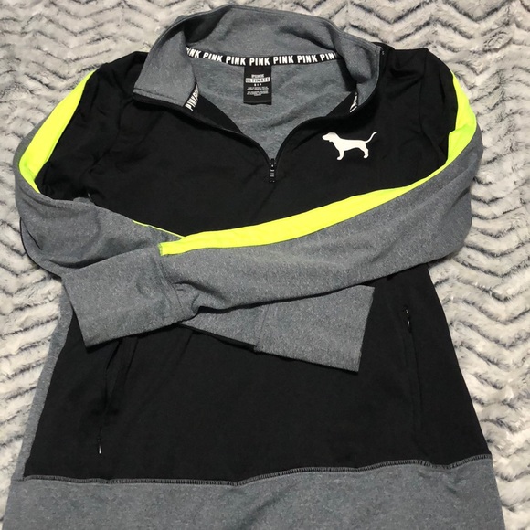 Half zip sweatshirt- Pink by VS - Picture 2 of 3